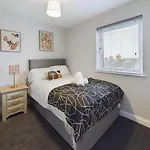 Modern 1 Bedroom Apartment In Belfast