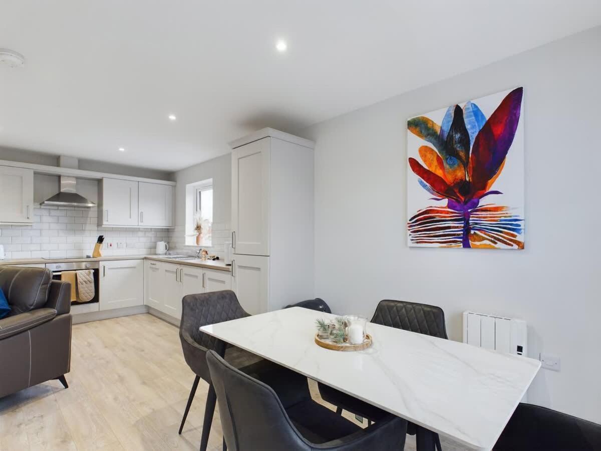 Modern 1 Bedroom In * Belfast